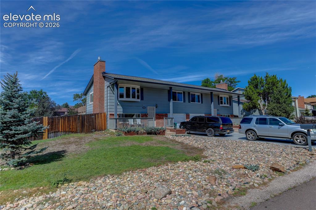 Caption: Duplex on corner lot