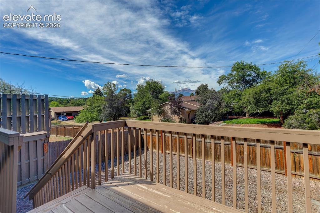 Image 6 of 32:  - deck