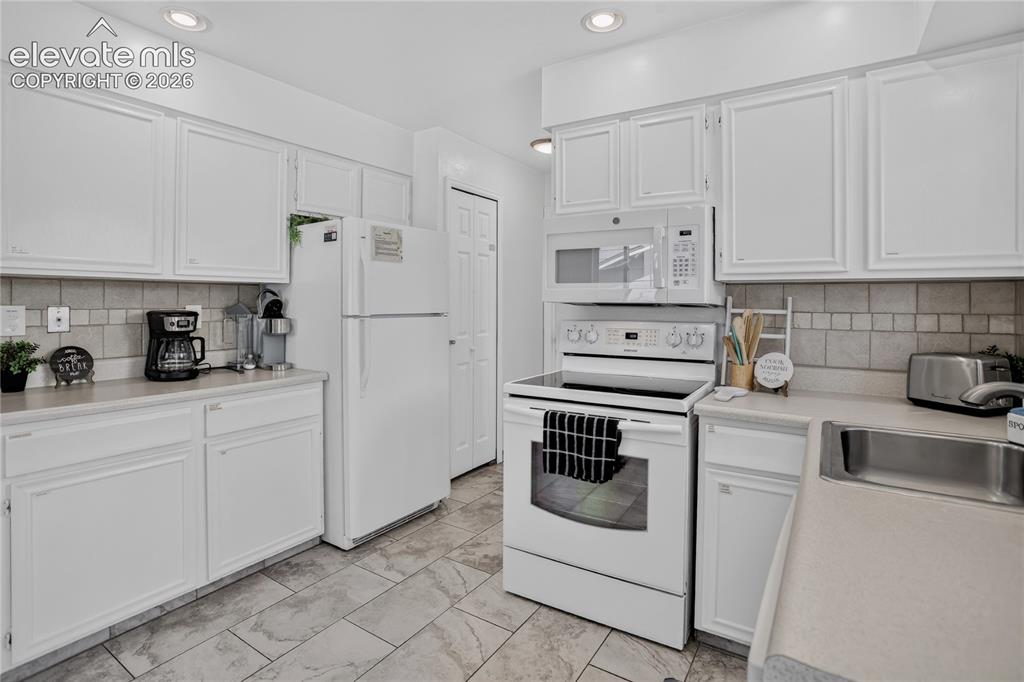 Image 9 of 32:  - kitchen