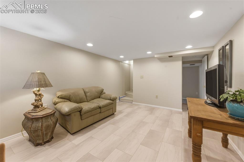 Image 24 of 50: Recently Finished