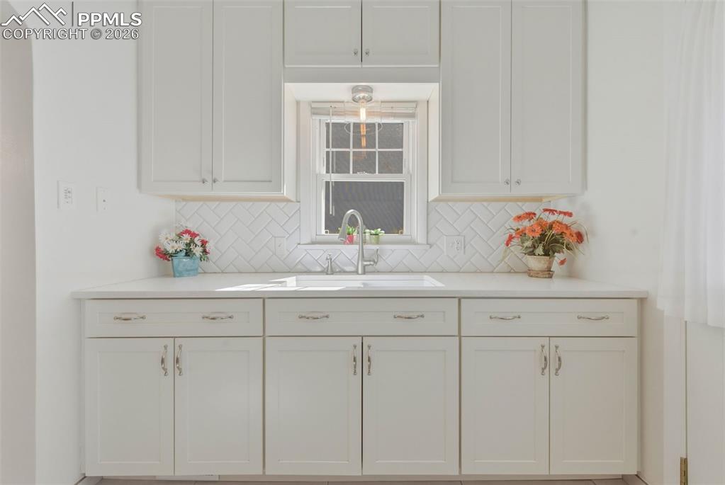 Image 9 of 50: 42" Upper Cabinets