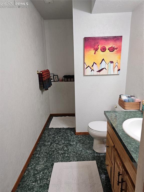 Image 23 of 44: Basement Bathroom.