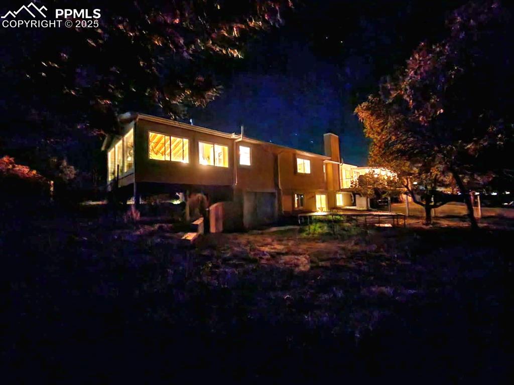 Image 34 of 44: Back of house