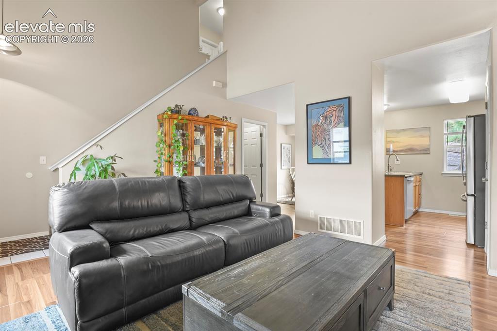 Image 6 of 25: Living Room