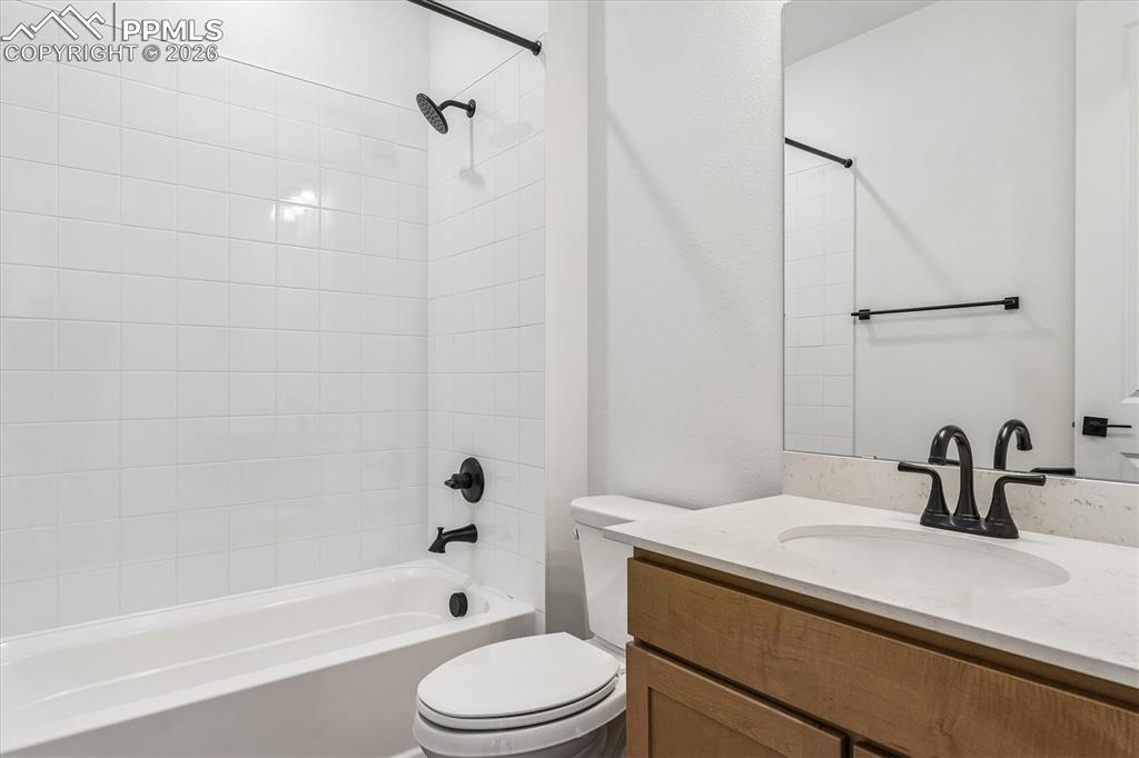 Image 3 of 22: No Description Available