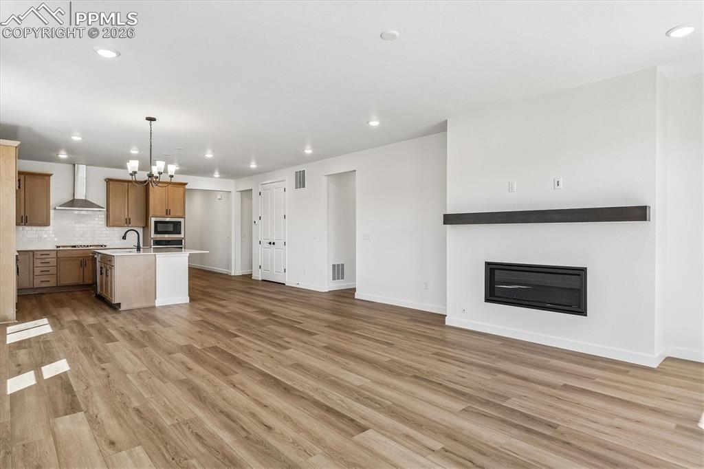 Image 8 of 22: No Description Available