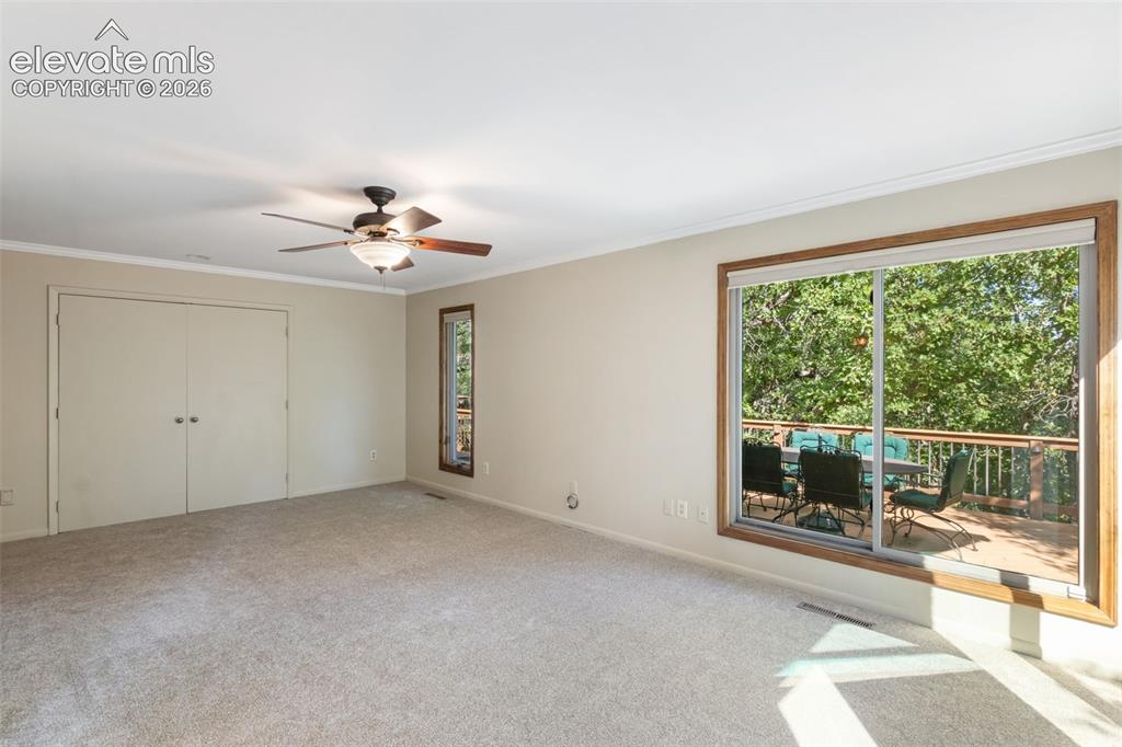 Image 19 of 47: Large closet