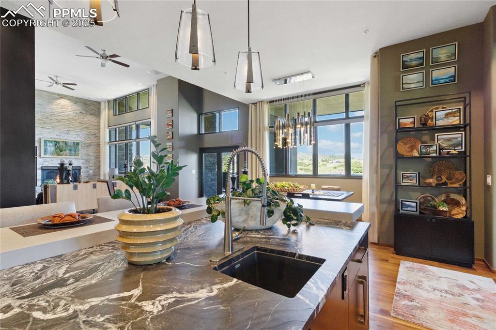 Image 17 of 48: Kitchen