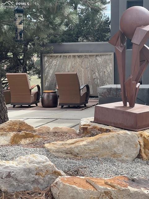 Image 29 of 48: Private area!