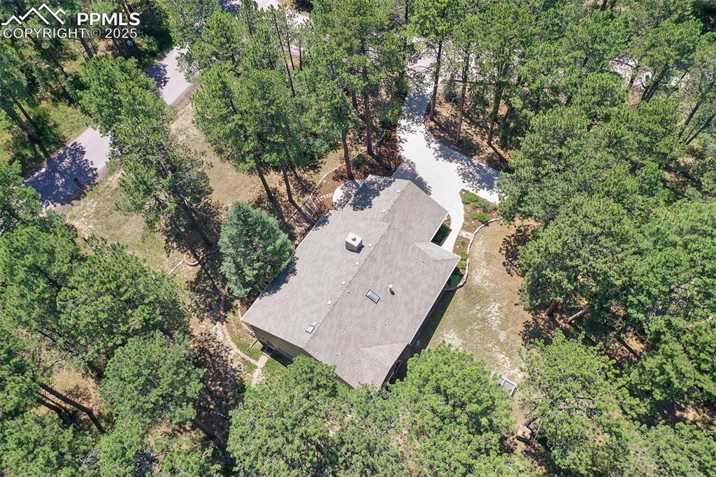 Image 47 of 50: Home situated on 0.83 acre