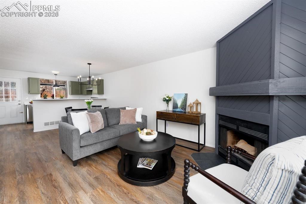 Image 9 of 28: Living Room