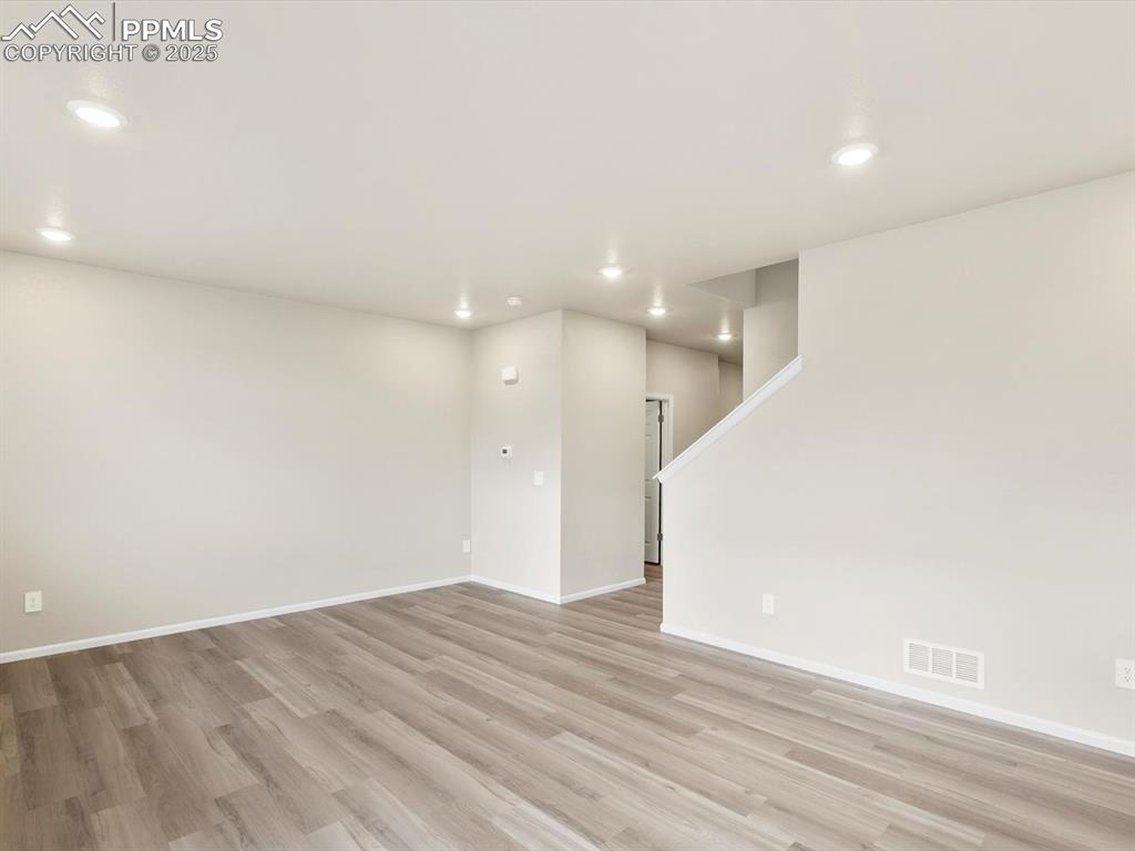 Image 6 of 25: Other