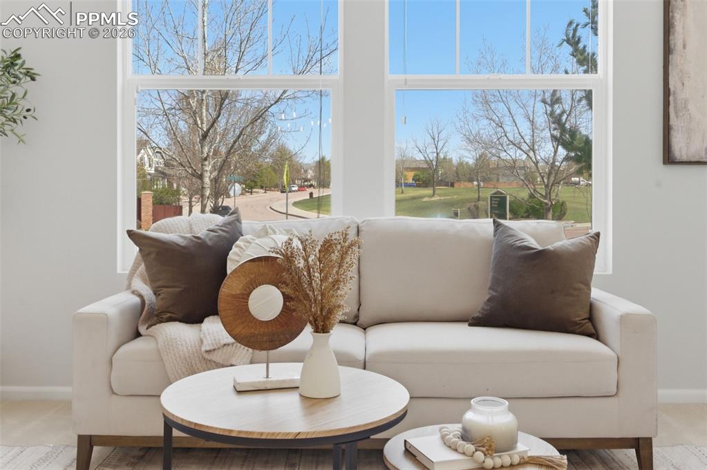Image 11 of 44: Sitting Room