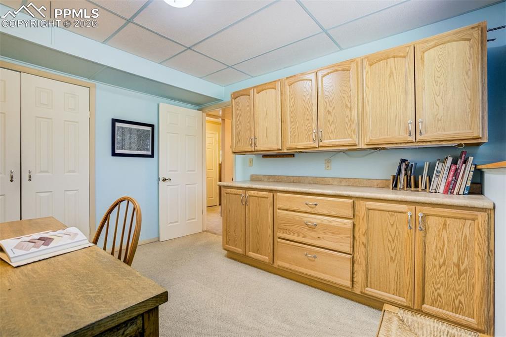 Image 35 of 50: Bedroom