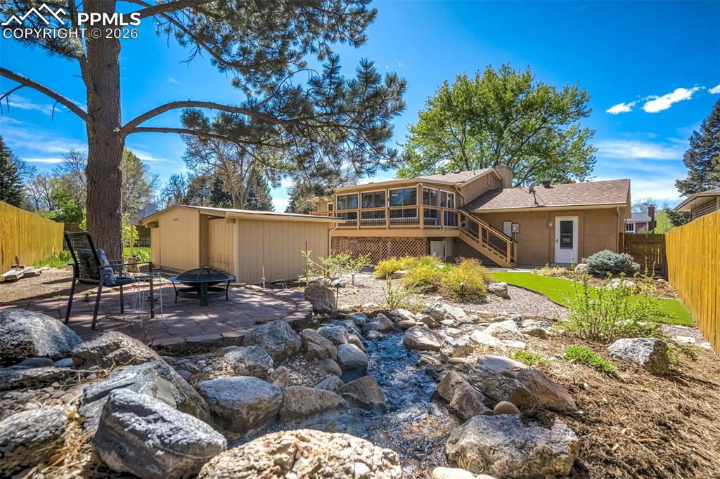 Image 43 of 50: Back of Structure