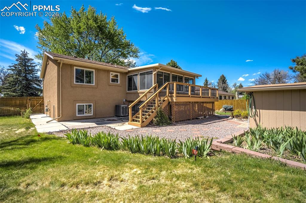 Image 45 of 50: Back of Structure