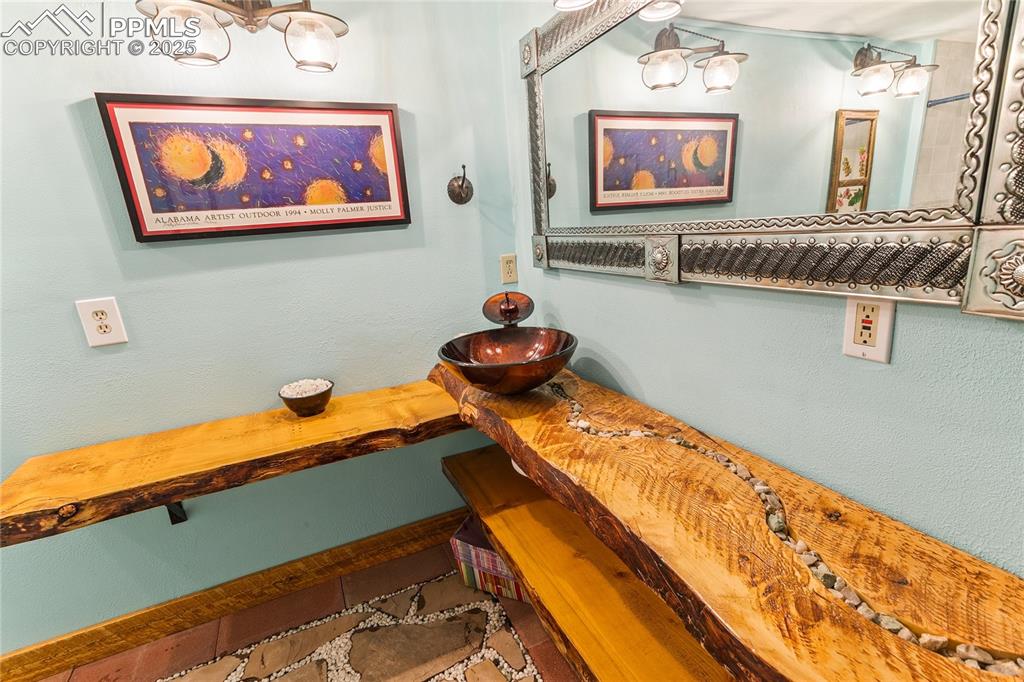 Image 36 of 50: Bathroom view of vanity