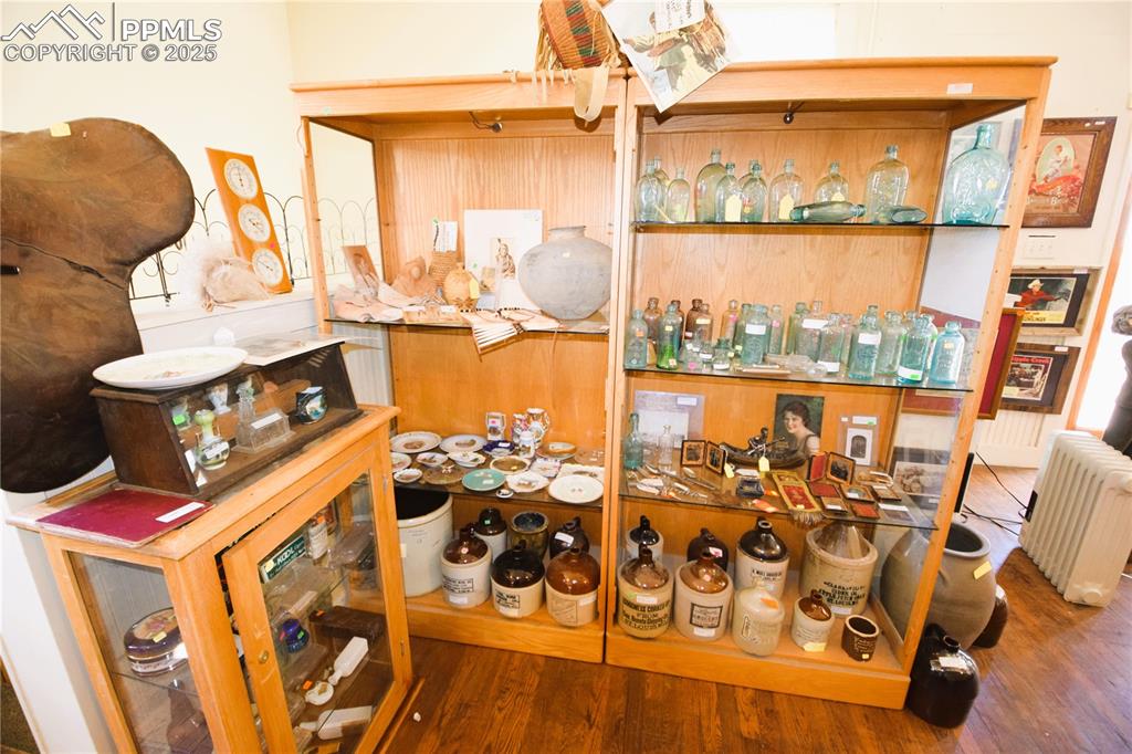 Image 18 of 25: Other
