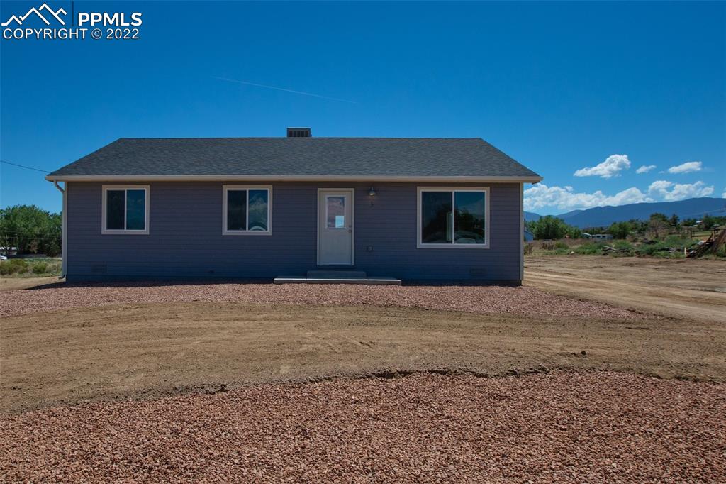 Listing 8011621, Image 3 of 36