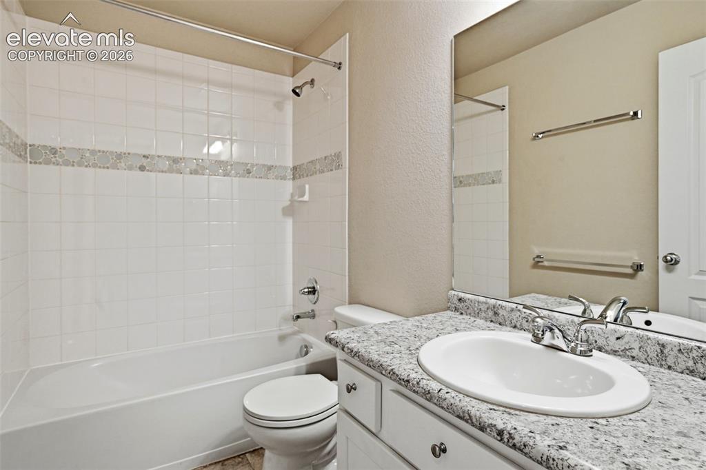 Image 38 of 45: Large full bath on upper level.