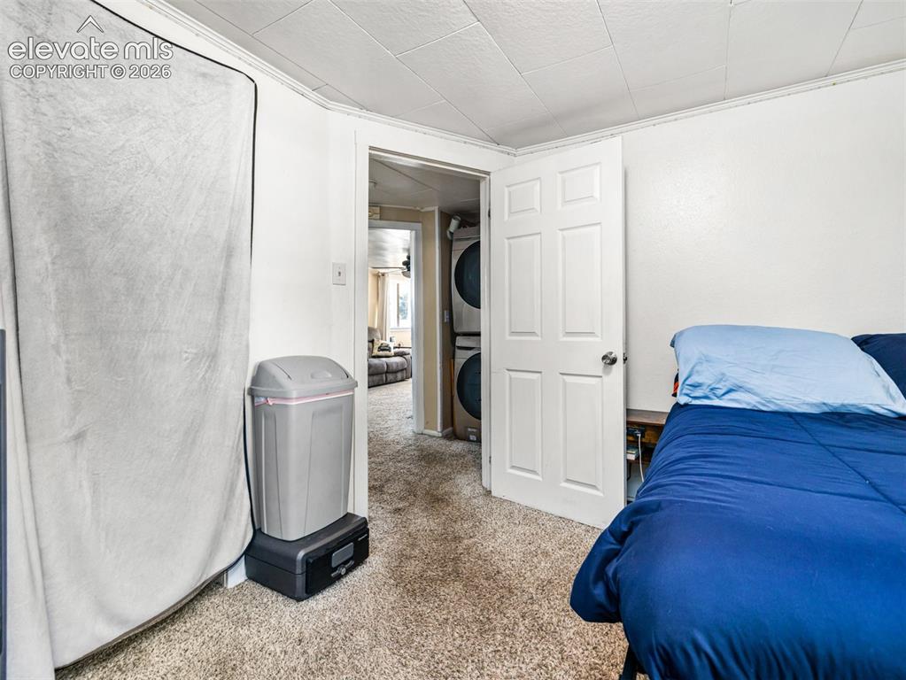 Image 11 of 23: Bedroom