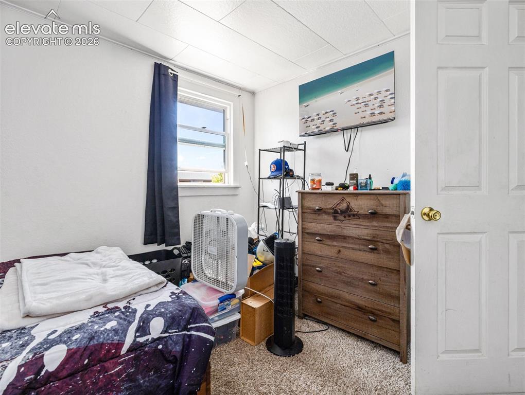 Image 13 of 23: Bedroom