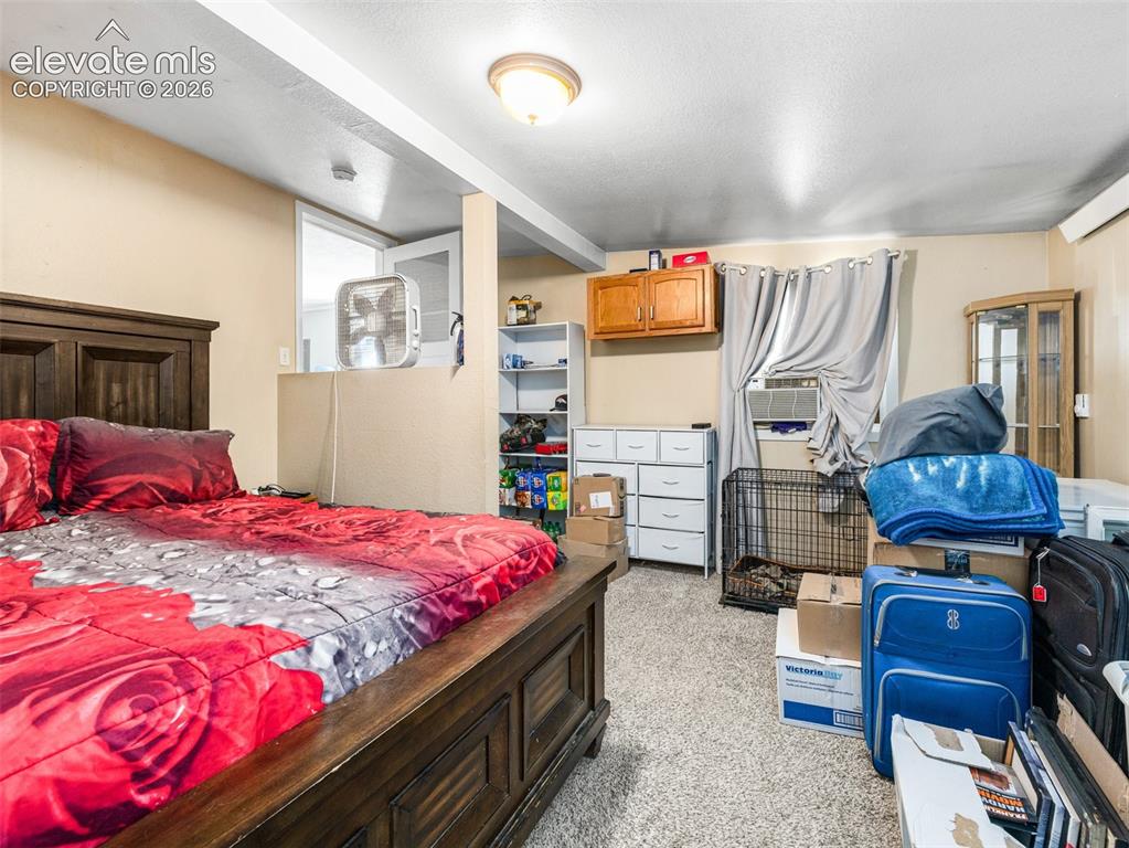 Image 15 of 23: Bedroom