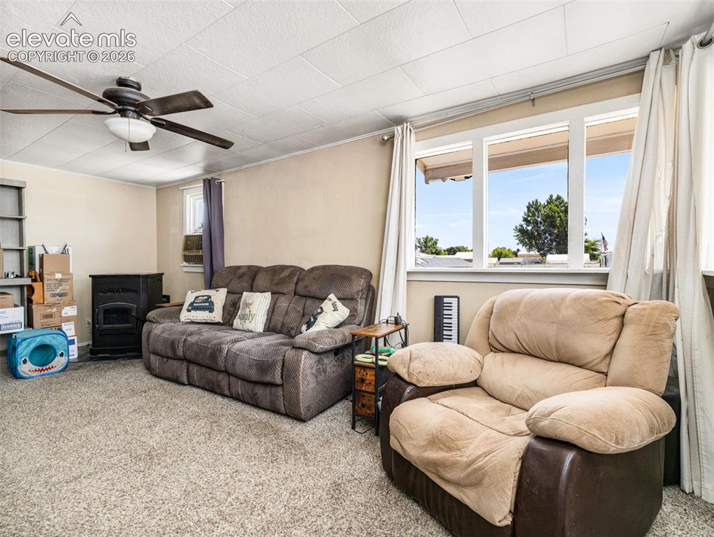Image 4 of 23: Living Room