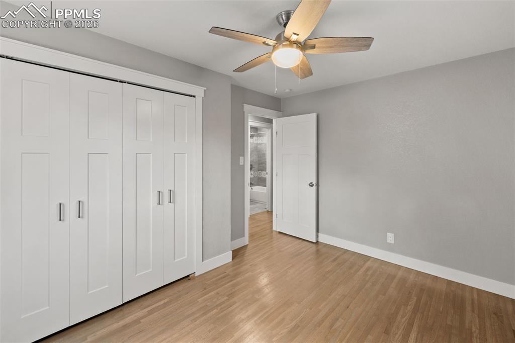 Image 25 of 48: Bedroom