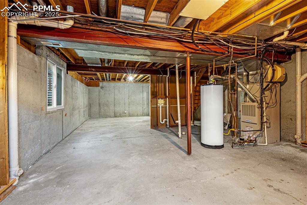 Image 19 of 23: Basement