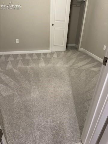 Image 9 of 11: Bedroom