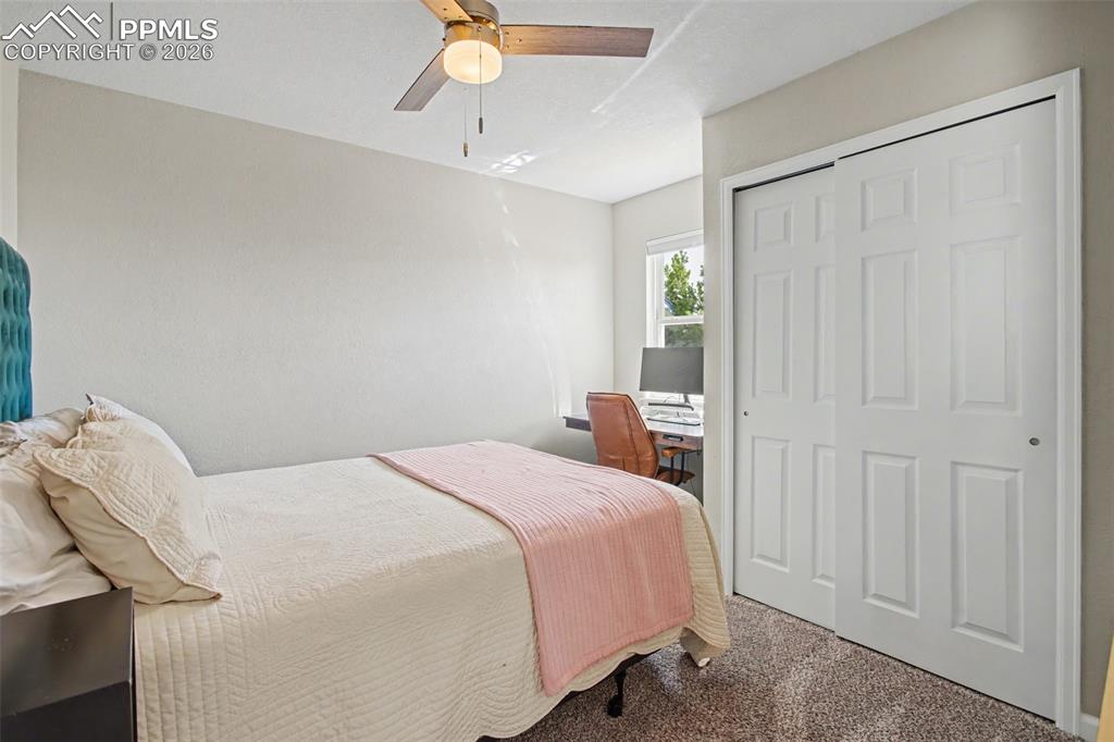 Image 24 of 34: Bedroom