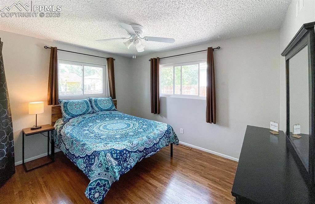 Image 5 of 14: Bedroom 1