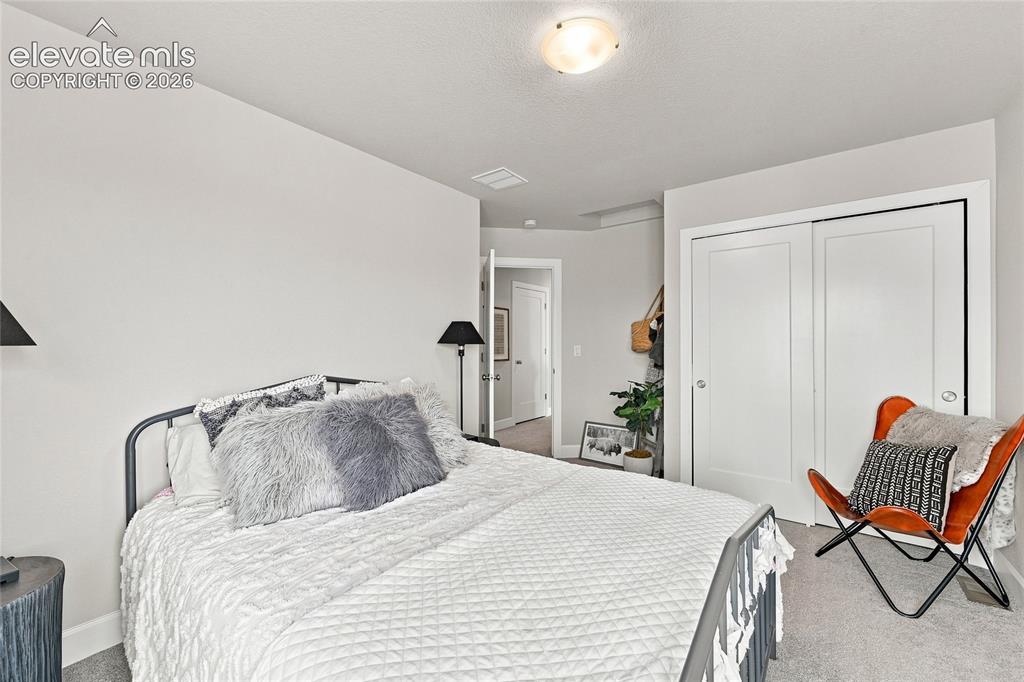 Image 17 of 29: Bedroom