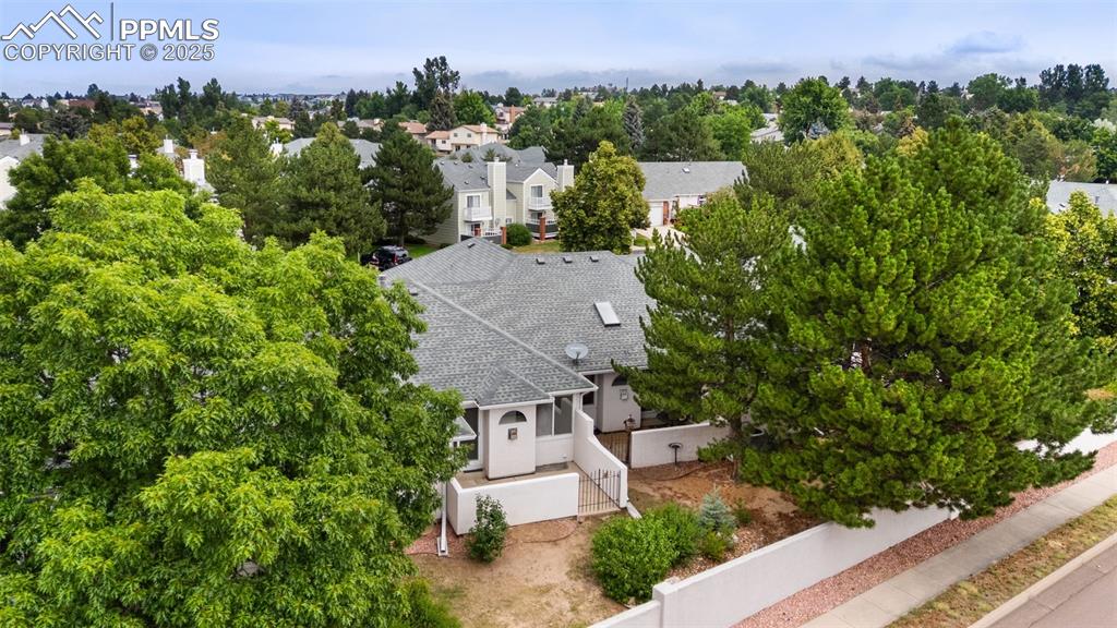 Image 41 of 48: Central Air Conditioning!