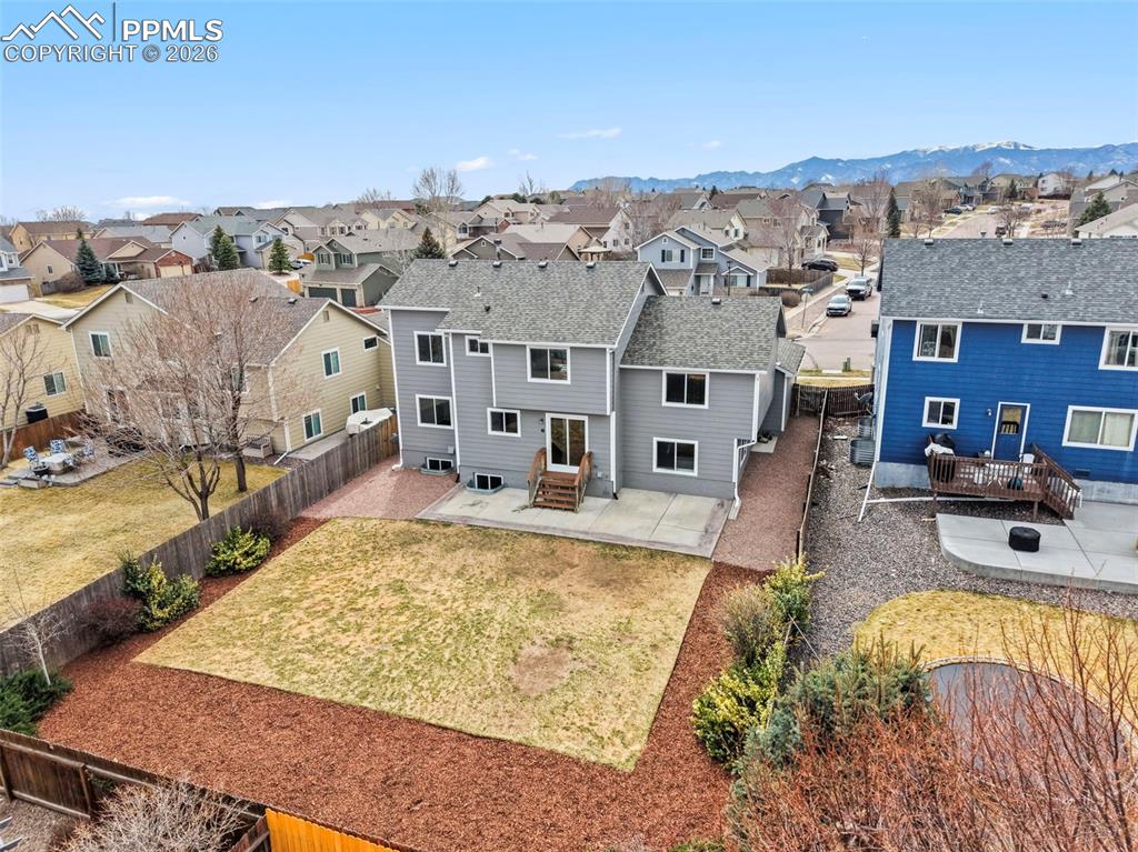 Image 32 of 33: Back of Structure