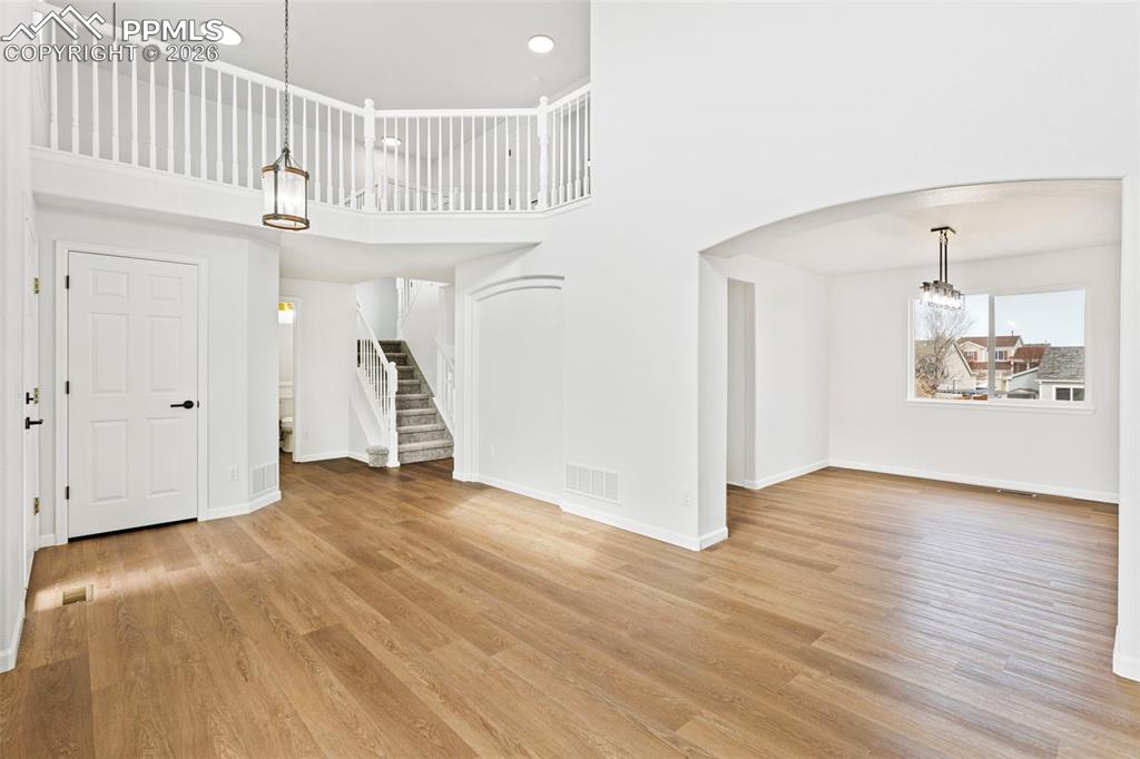 Image 7 of 33: Living Room