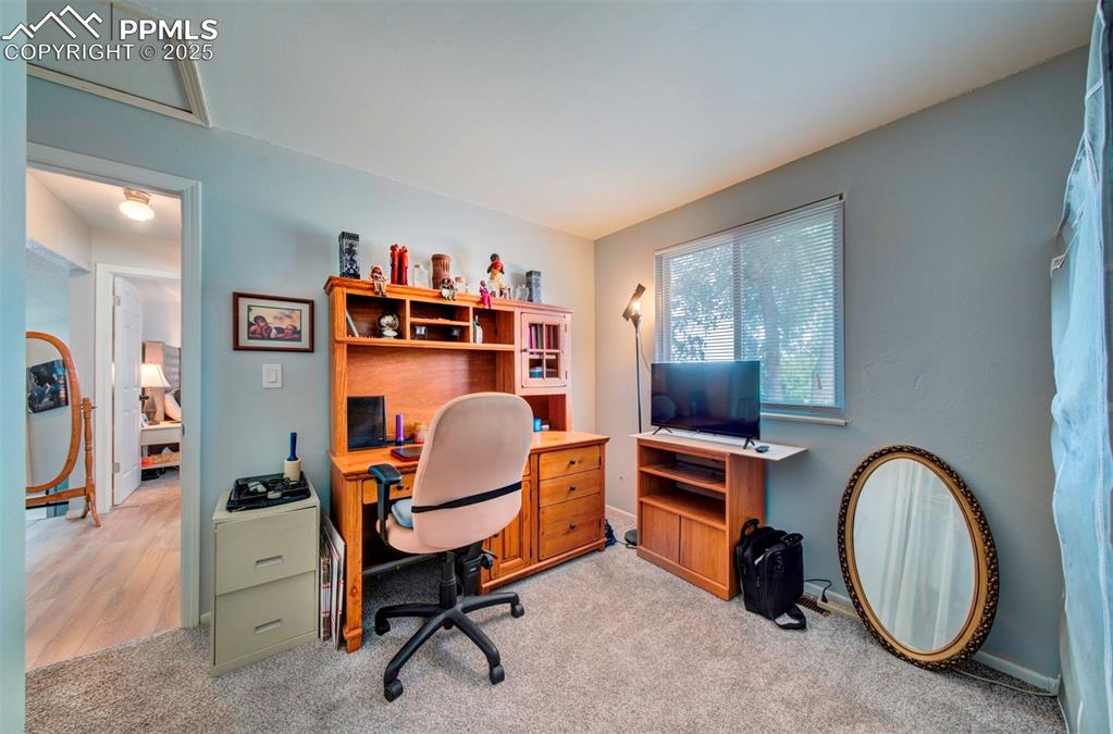 Image 17 of 36: Bedroom 2