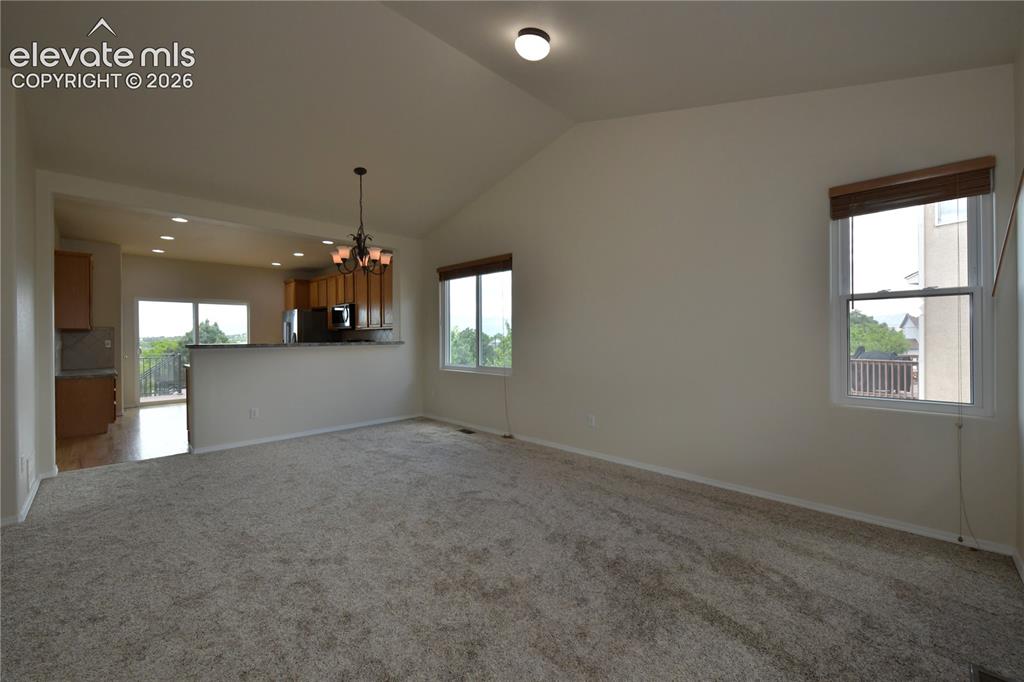 Image 6 of 23: Dining Room