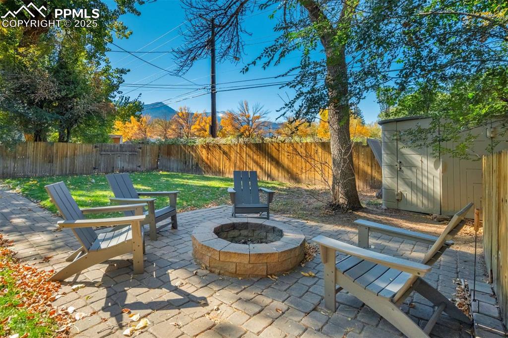 Image 12 of 42: Patio