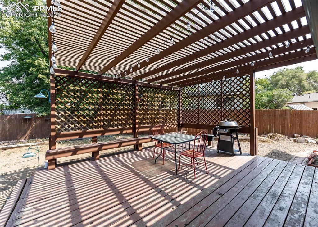 Image 16 of 48: Deck