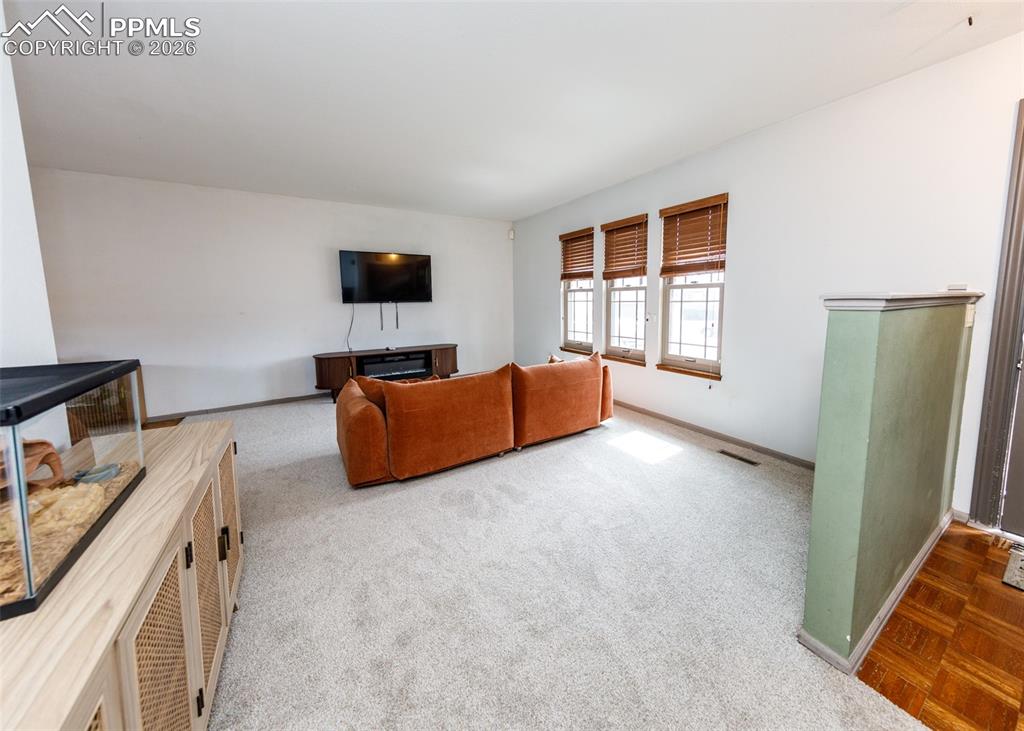 Image 7 of 48: Living Room