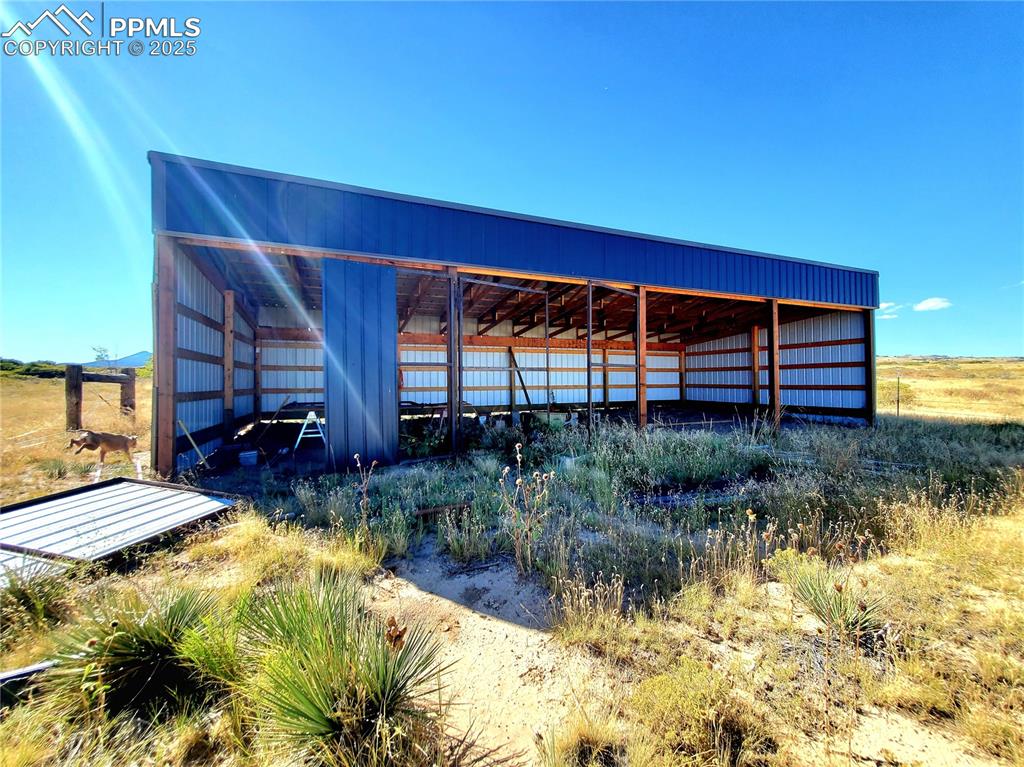 Image 17 of 27: Front of Structure