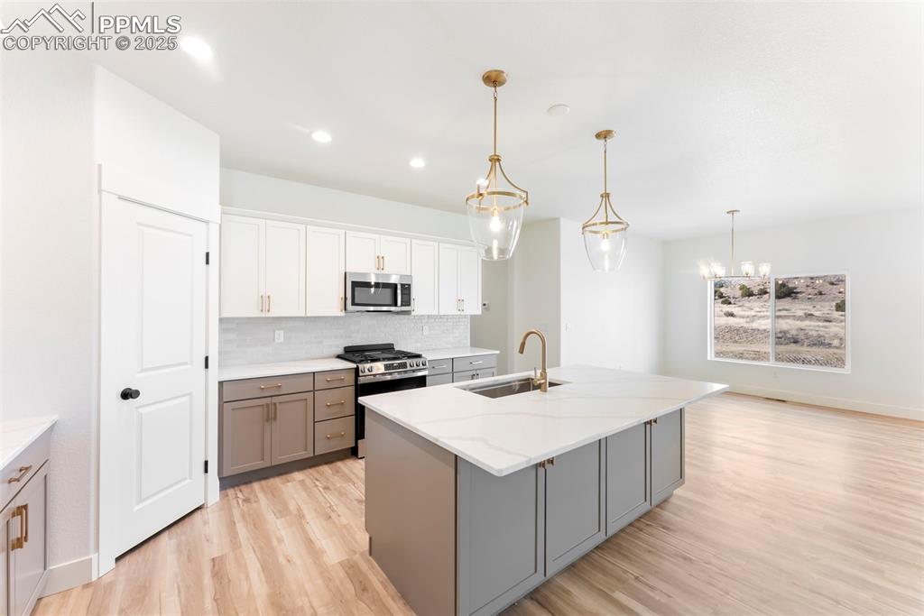 Image 2 of 36: Kitchen