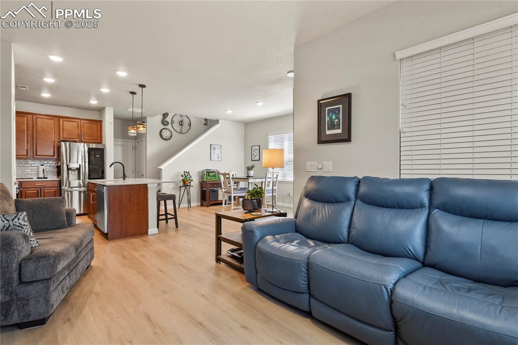 Image 5 of 20: Living Room
