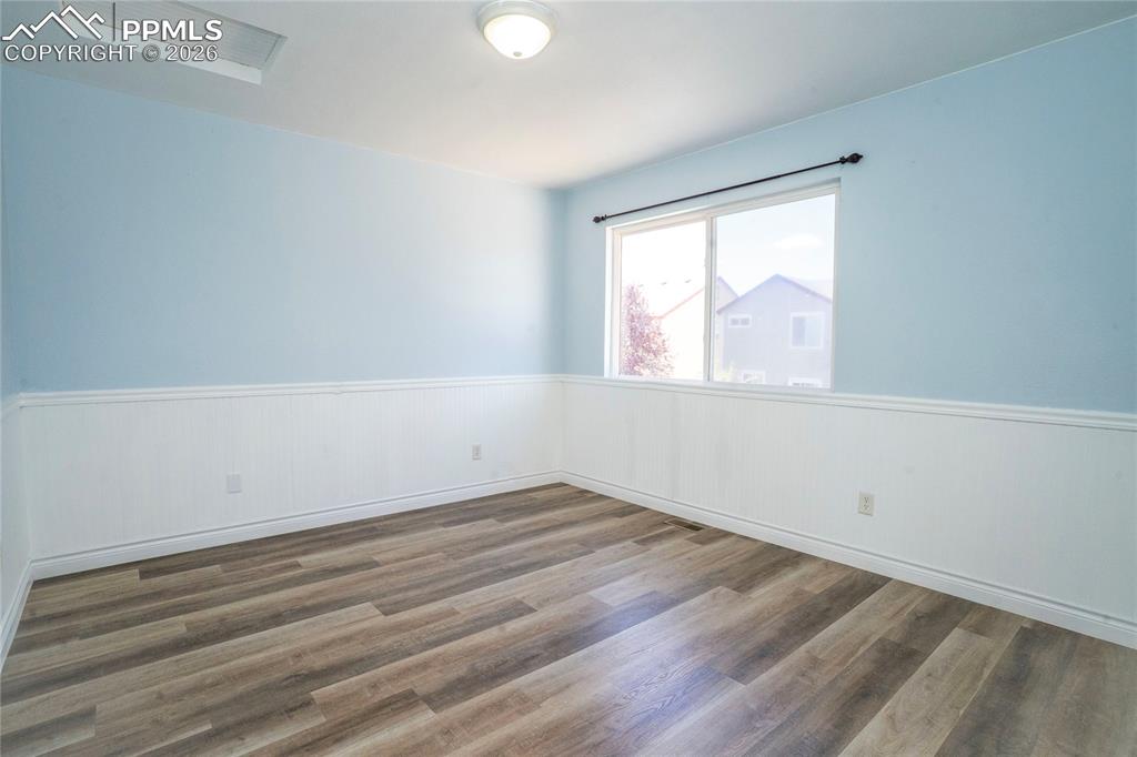 Image 25 of 43: 2nd bedroom