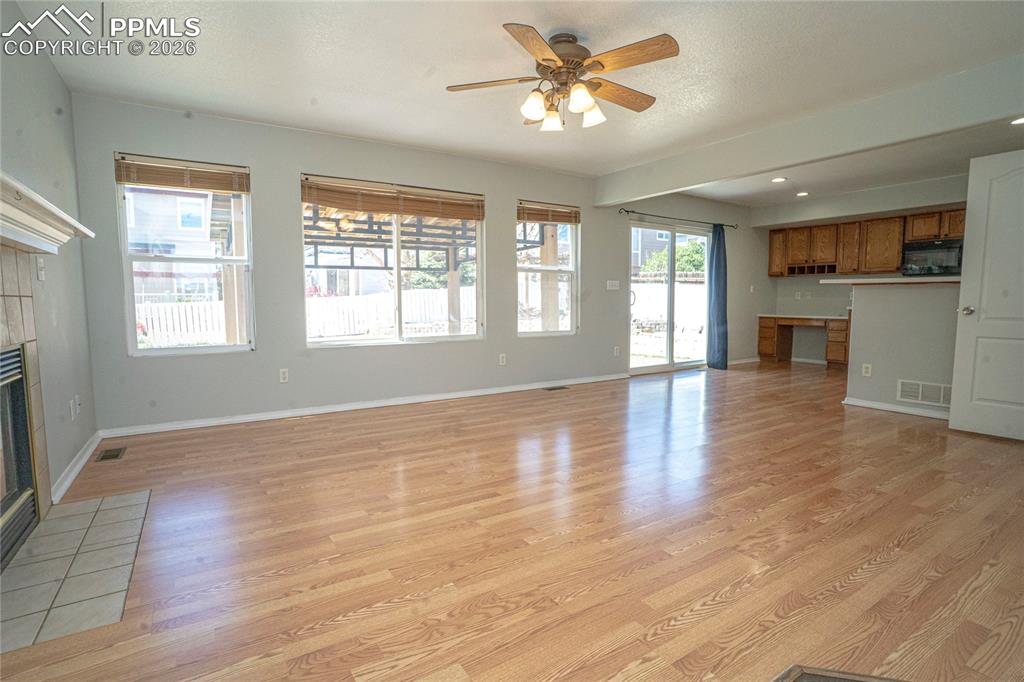 Image 5 of 43: Living Room