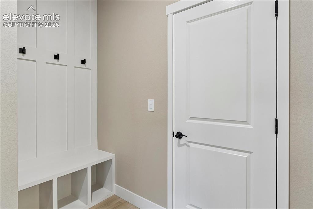 Image 5 of 27: Mud Room