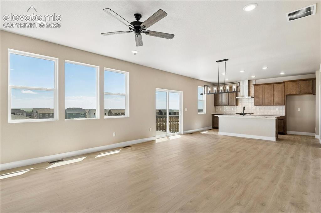 Image 9 of 27: Living Room