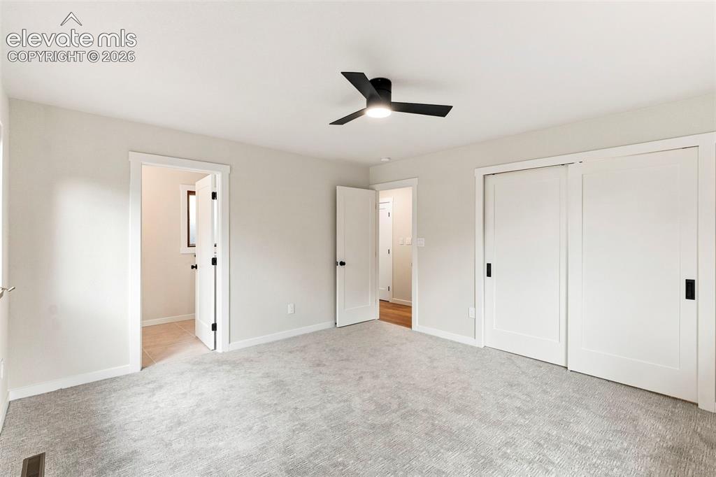 Image 15 of 41: Bedroom
